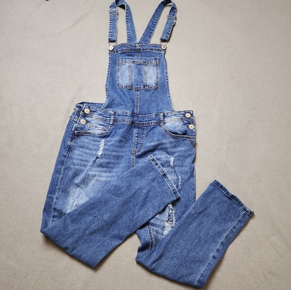 Women's Overalls Distressed Jeans Sz 13 Eighty Two Denim - Picture 10 of 15